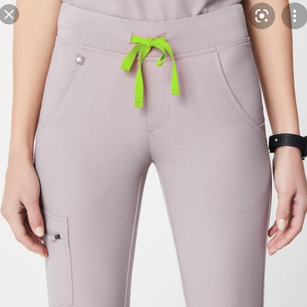 FIGS Zamora Jogger Scrub Pant